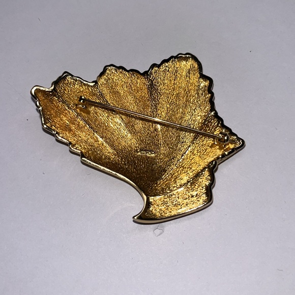 Vintage Chr Dior Leaf Goldtone Gold Tone Brooch Pin Signed Christian Dior RARE - Picture 7 of 8